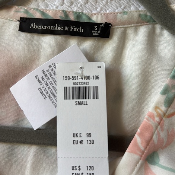 Abercrombie and Fitch Floral Flutter Sleeve Wrap Midi Dress, S - Picture 6 of 6